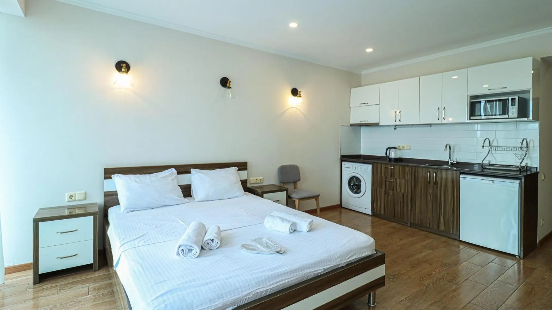 Comfy And Modern Studio Apartment In The Center Of 巴统 0*,